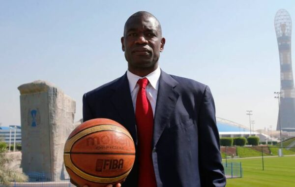 Hall of Famer Dikembe Mutombo dies of brain cancer