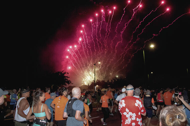 STAR-ADVERTISER
                                Fireworks greeted runners at the start of the Honolulu Marathon on Dec. 11, 2022.