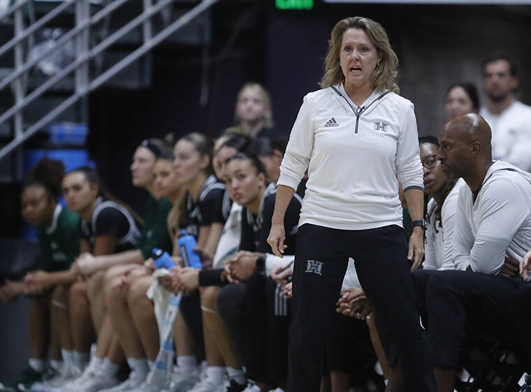 JAMM AQUINO/JAQUINO@STARADVERTISER.COM
                                Hawai’i head coach Laura Beeman reacts after a play during the first half of a women’s NCAA basketball game against the Eastern Washington Eagles on Sunday, Nov. 24, 2024, in Honolulu.